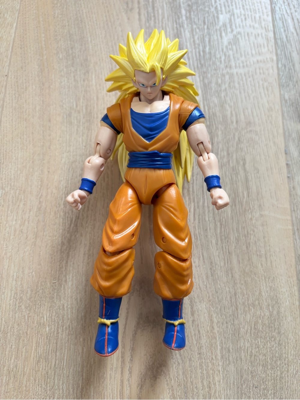 Son Goku Super Saiyan 3 Figurine